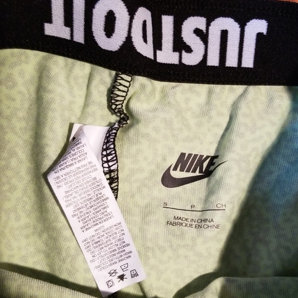 Nike running pants small - Picture 3 of 5